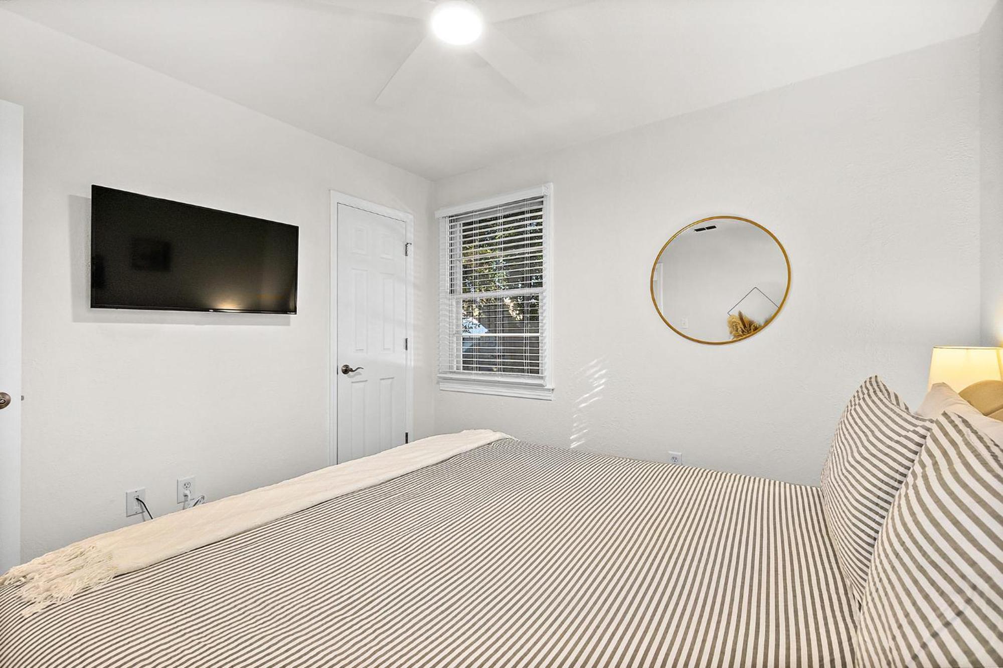 Private Uptown Flat - Walk To Nights Of Lights! Διαμέρισμα St. Augustine Εξωτερικό φωτογραφία