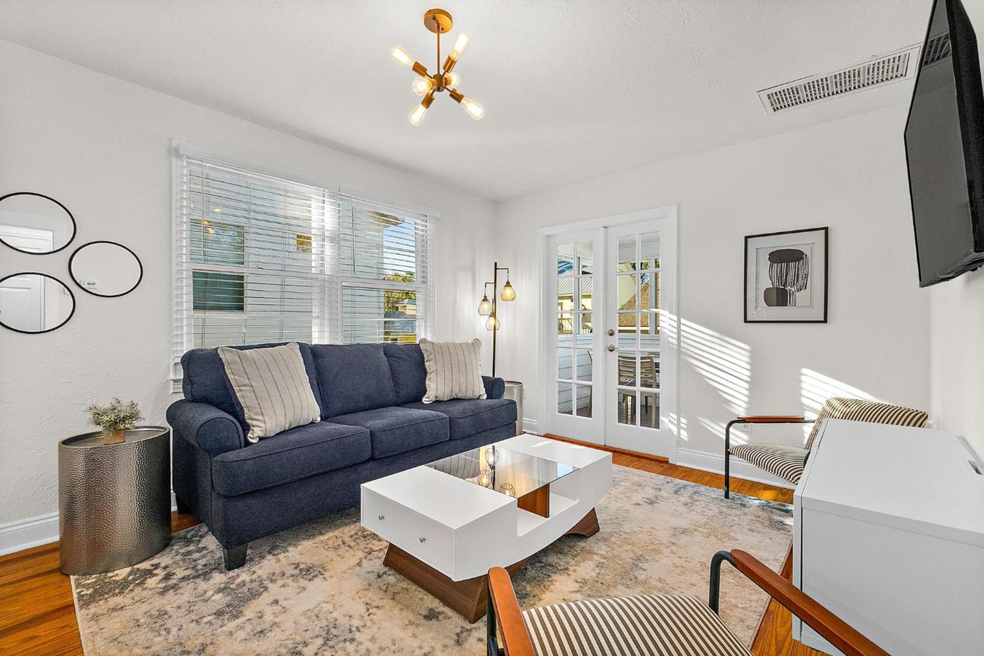 Private Uptown Flat - Walk To Nights Of Lights! Διαμέρισμα St. Augustine Εξωτερικό φωτογραφία